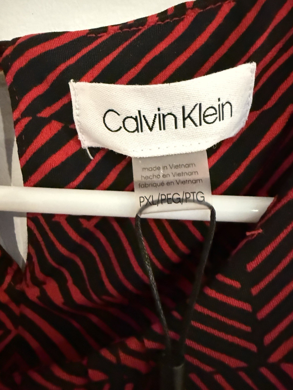 NWT Calvin Klein Petites Size PXL Red Black Stripe Stretch Spandex Mix Tank Top