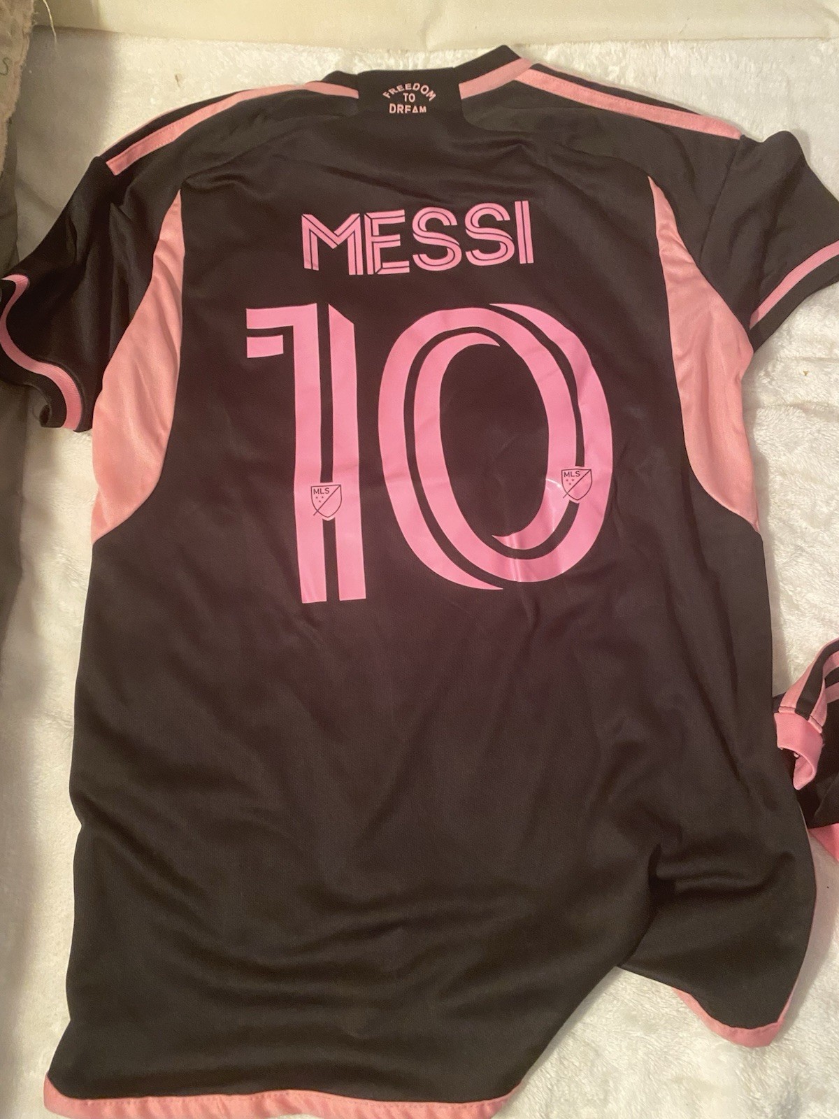 Messi Short Set Size S 2 Piece Brand New boys