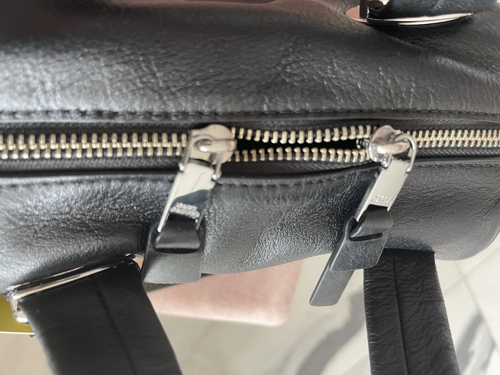 NWT MARC JACOBS Mini Pushlock Black Leather Satchel /Shoulder/Crossbody Bag $550