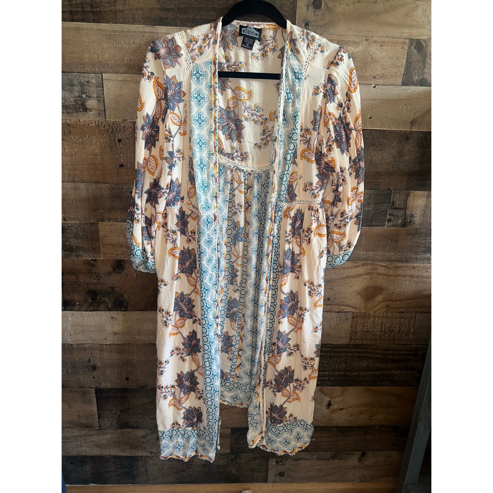 Angie 100% rayon Floral Print Boho Kimono Cardigan Size Small