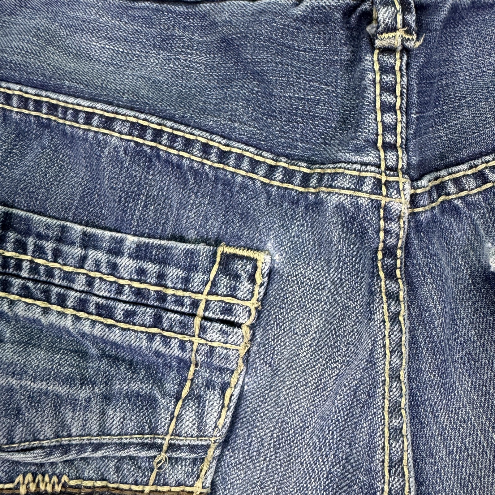 BKE Carter Jeans Mens 33×31 Blue Bootcut Denim Pockets Work Outdoor Logo Casual