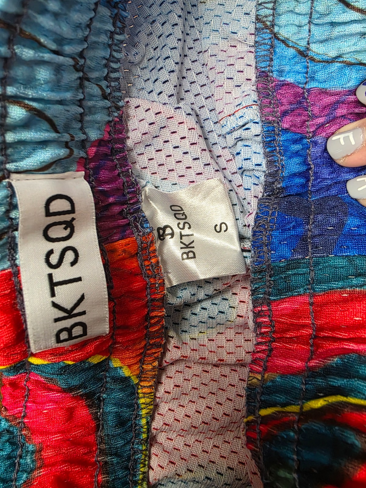 mens muliti-colored bucketsquad shorts size small NWOT