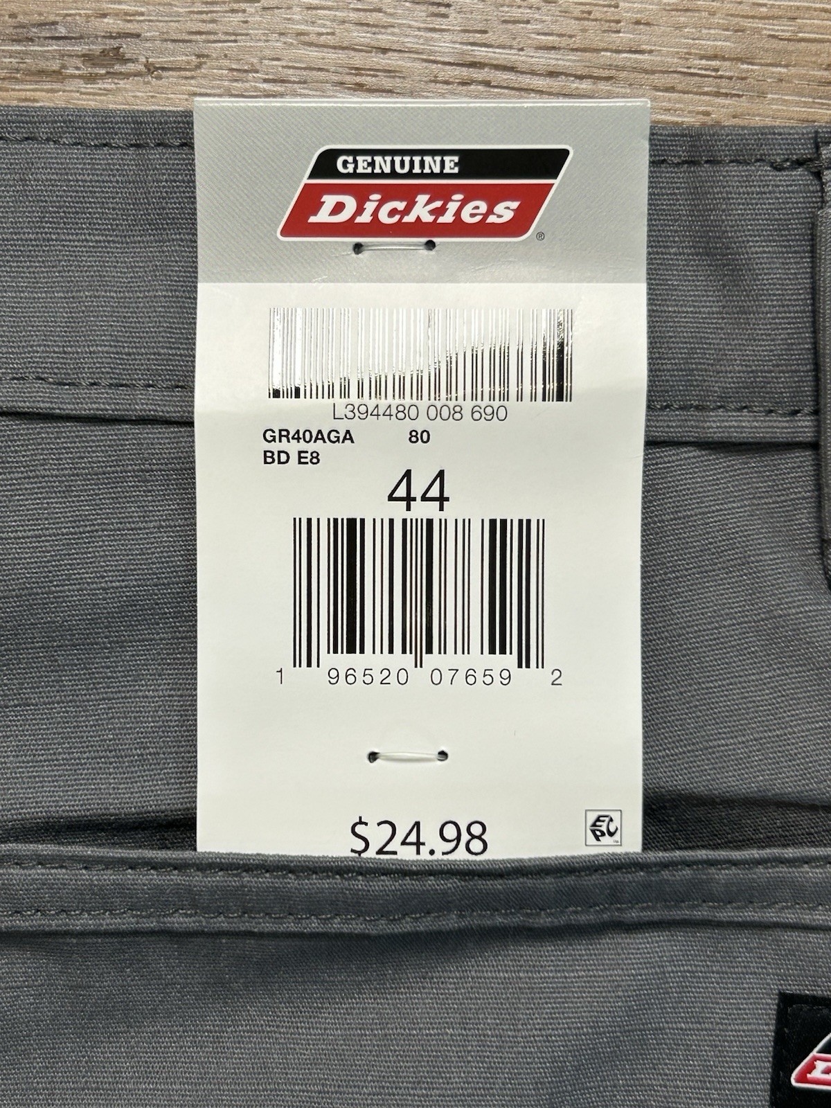 NWT Dickies Ripstop Ultimate Cargo Shorts Gray Mens Sz 44 – 13″ Inseam Relax Fit