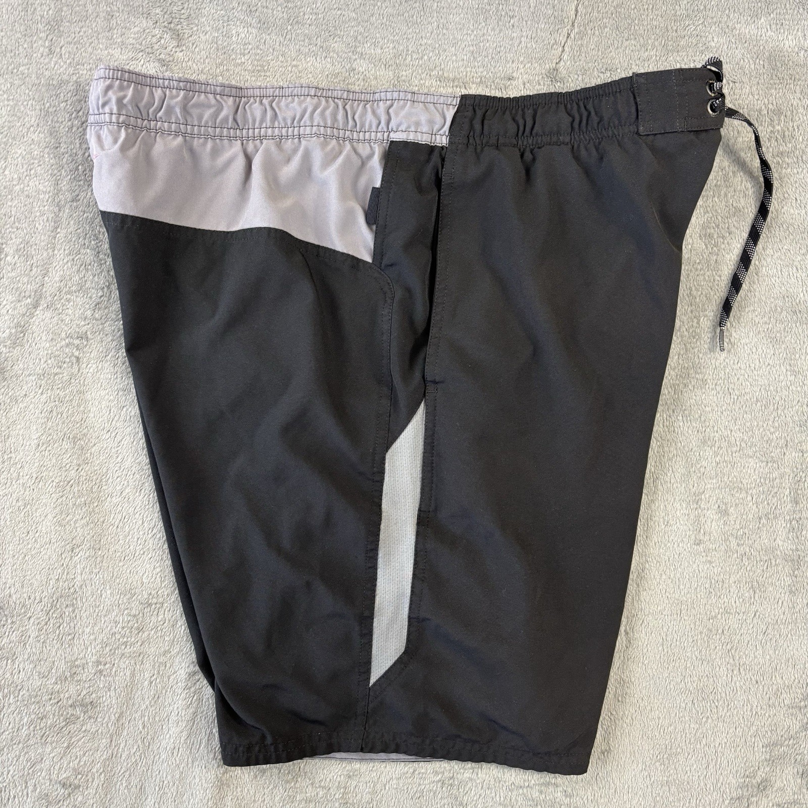 Nike Short Mens L Black Gray Core Contend 9 Volley Swim Trunks Beach Pool Summer