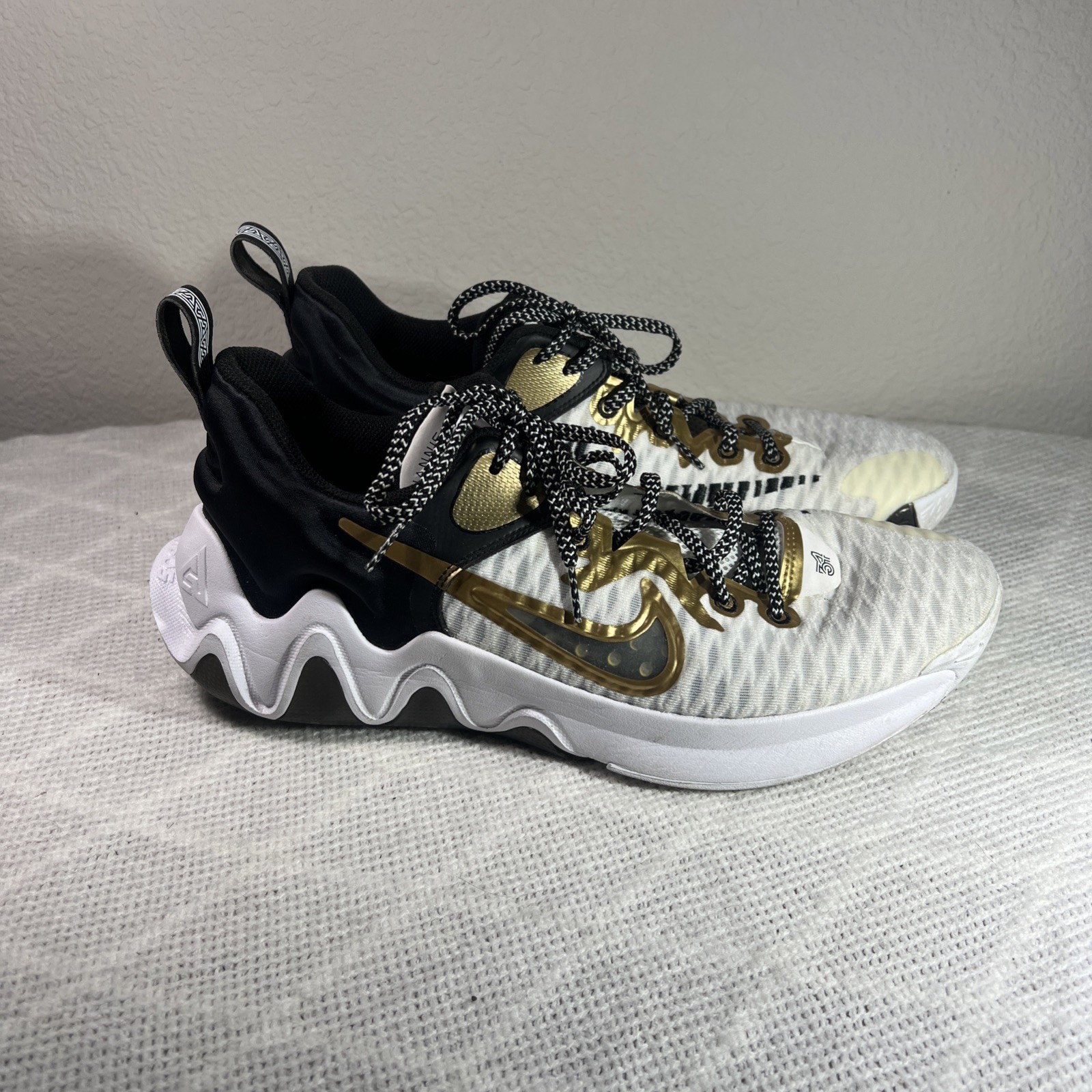 Nike Men’s Giannis Immortality Championship CZ4099-100 White Mesh Lace-Up SZ 12
