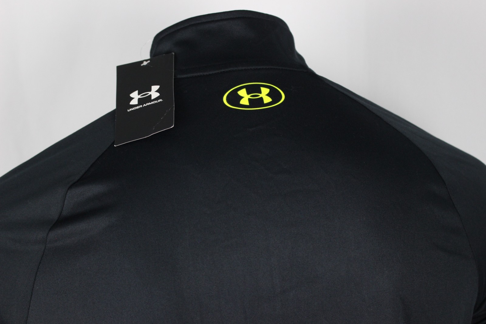 Under Armour Men’s Tech 2.0 1/2 Zip Pullover Long Sleeve Black 1328495 006