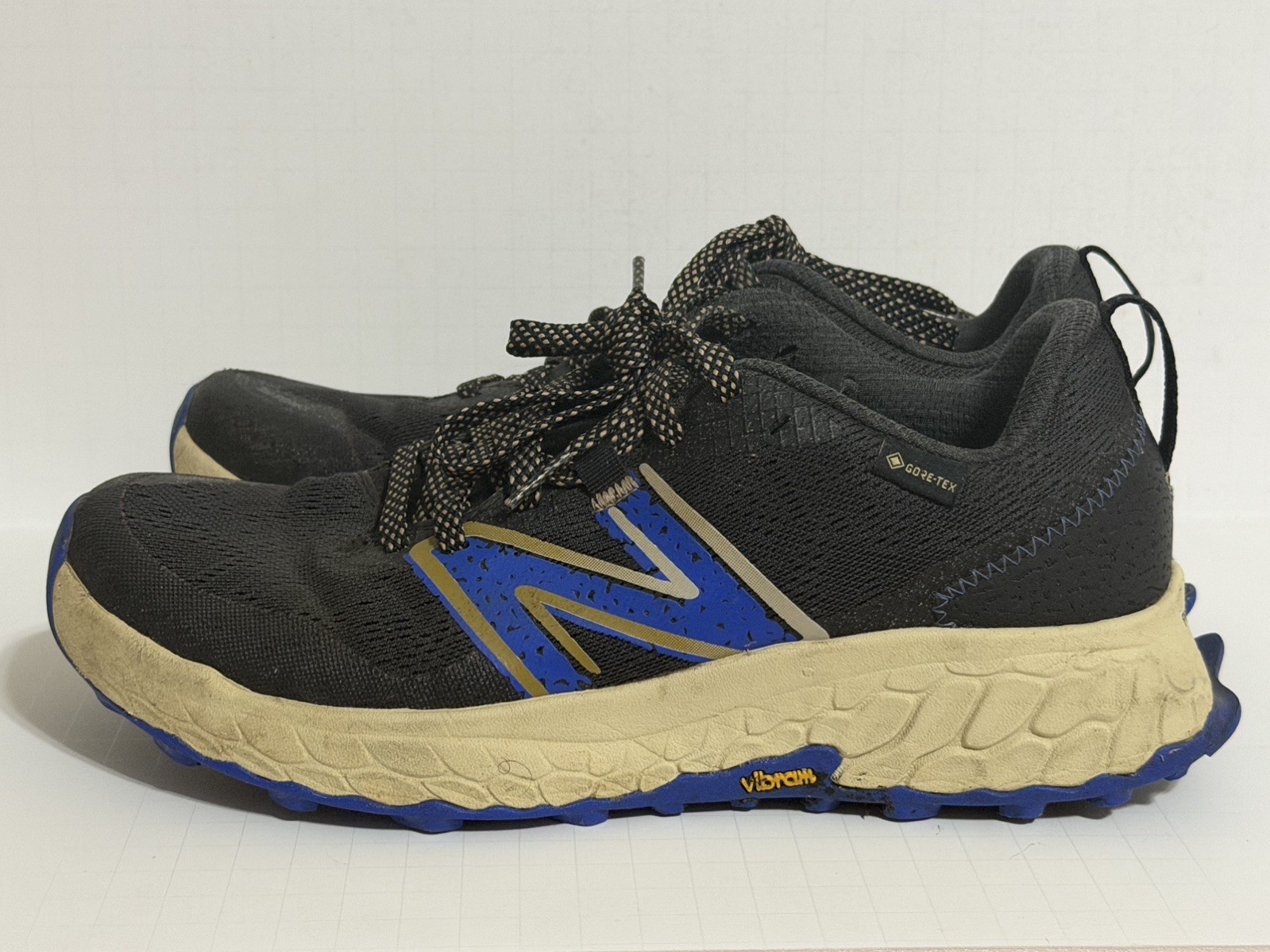 New Balance fresh foam X Hierro V7 Men 8 Women 9.5 black waterproof sneaker