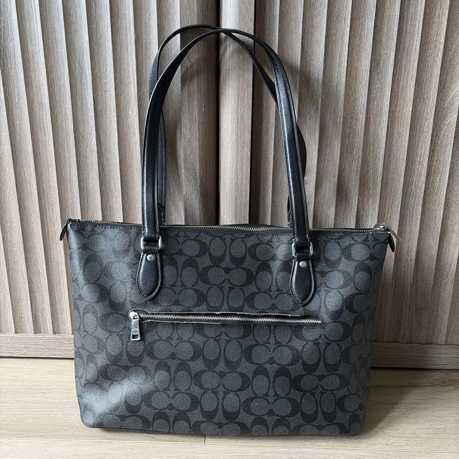 Coach Gallery Tote CH504 Signature Canvas Black Smoke Zip Top Shoulder Bag