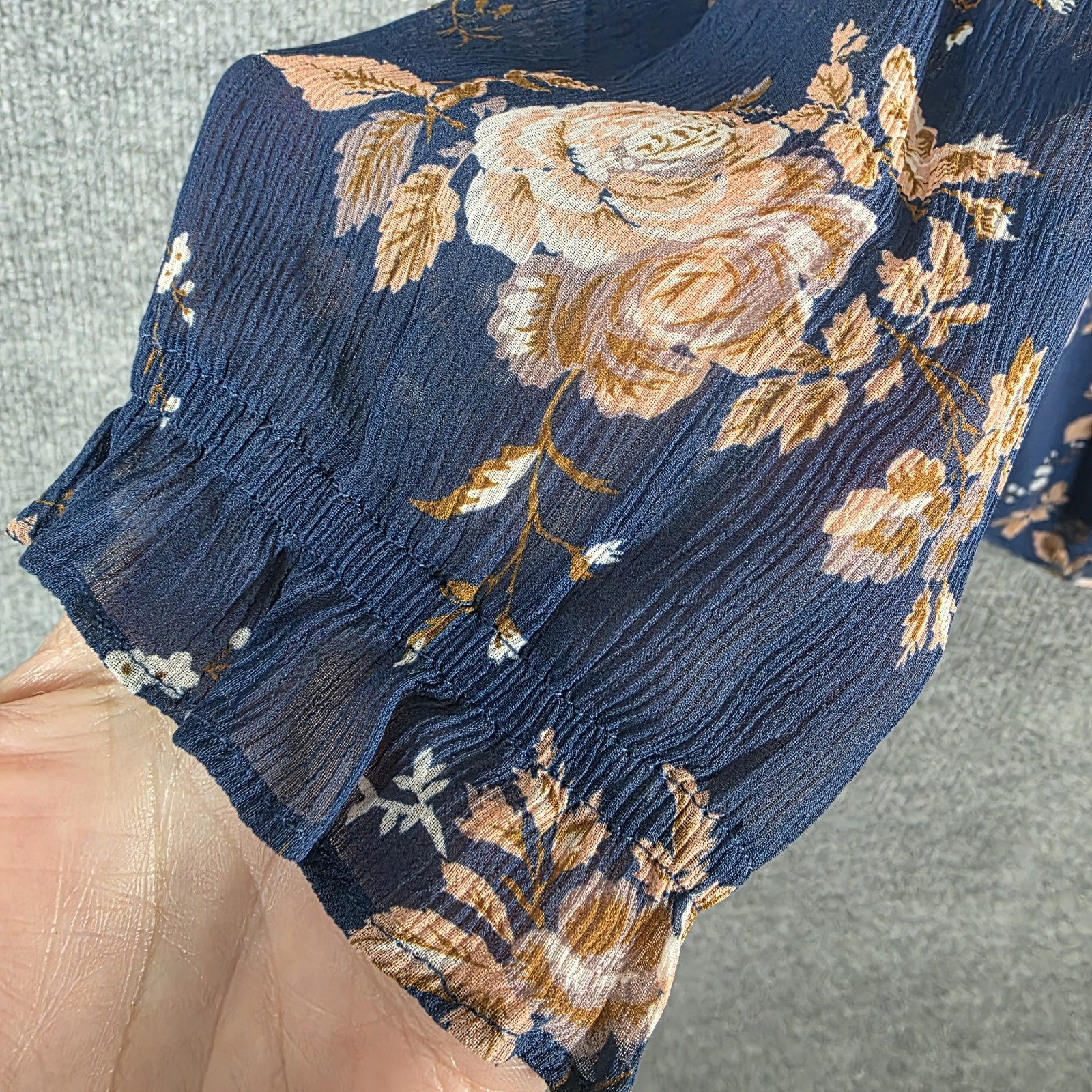 Sundance 100% Silk Blouse XS Blue Floral Boho Peasant Prairie Cottage Top Tunic