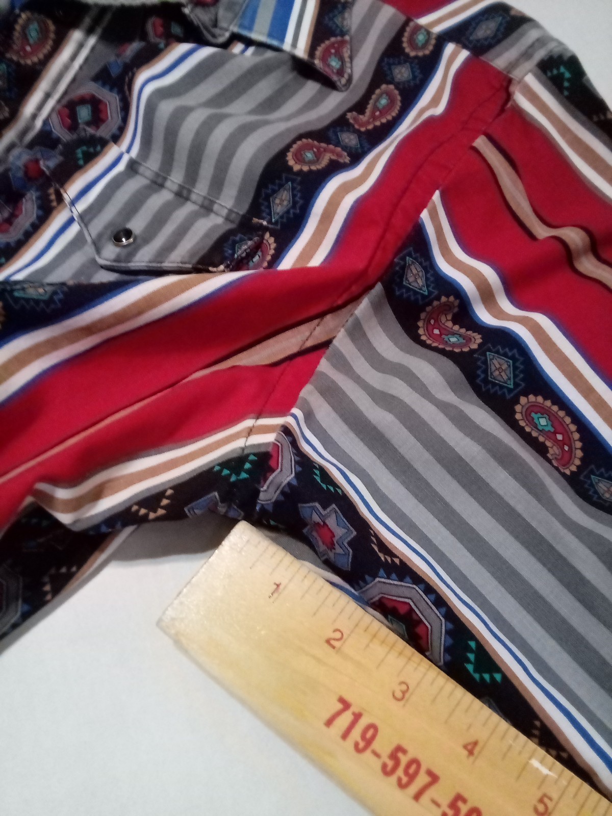 Vintage 90s Wrangler Brushpopper Western Black Pearl Snap Aztec USA Shirt