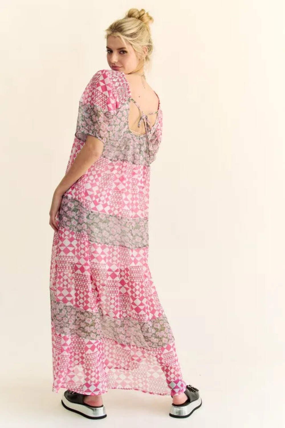 Davi & Dani Multi Floral Square Neck Puff Sleeve Maxi Dress