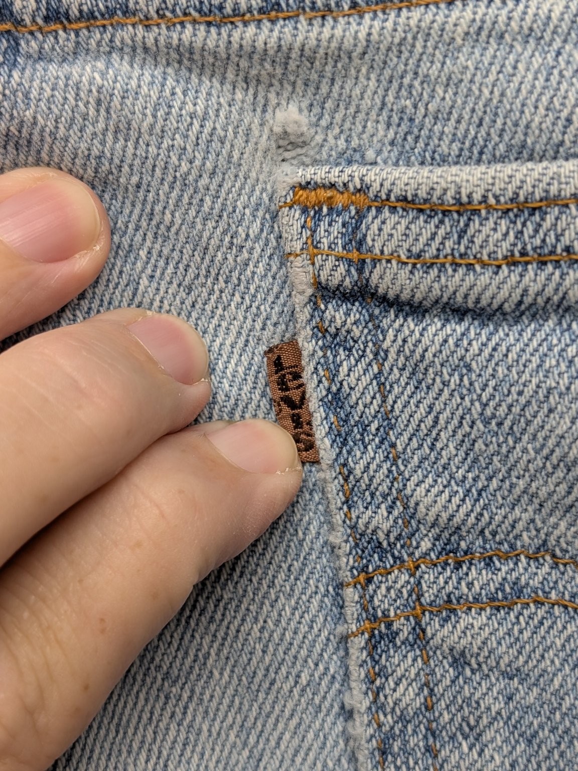 VTG 90’s Levi’s 540 Comfort Stretch Men’s Jeans Denim W33 L28.5 Distressed