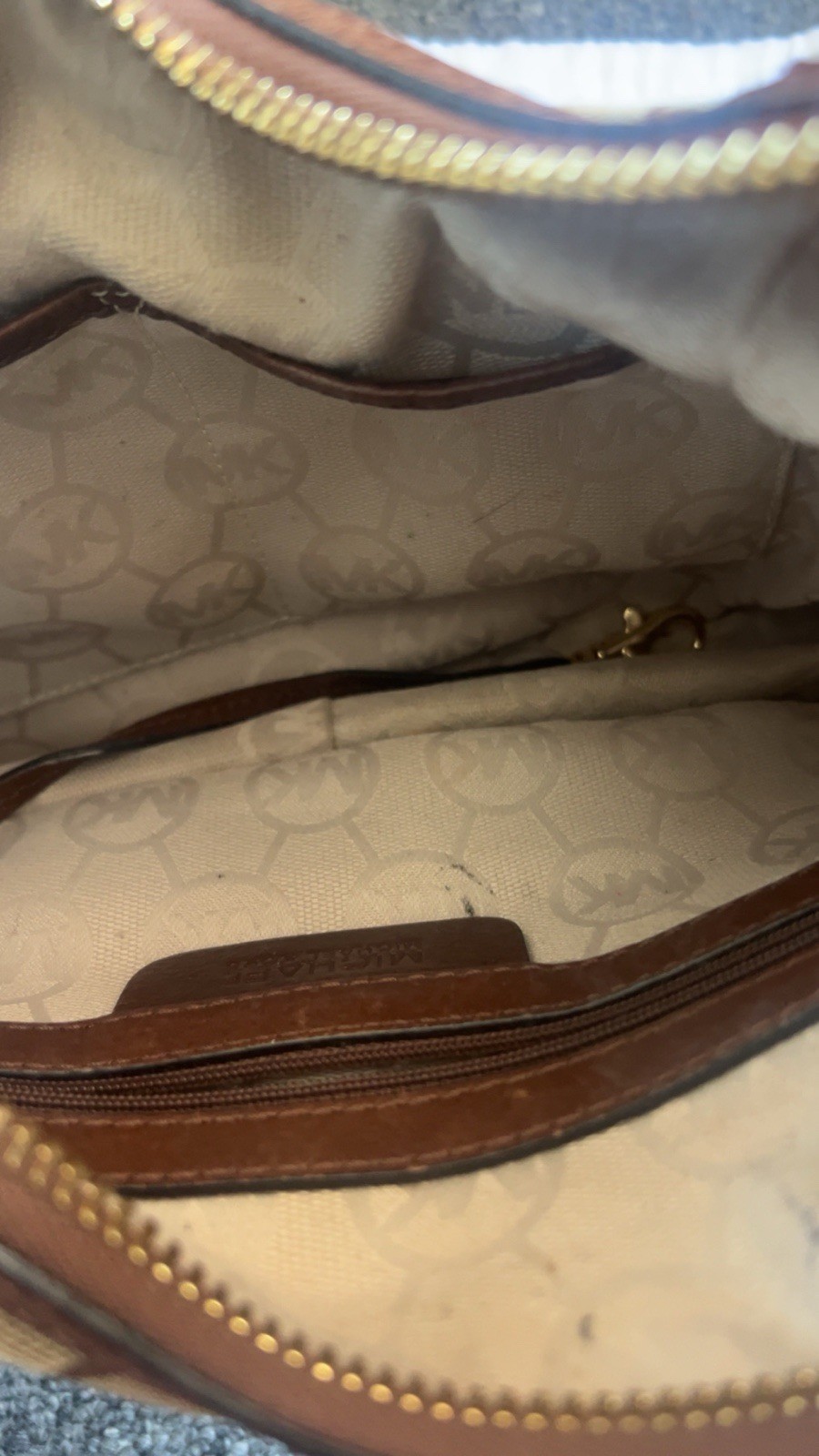 Michael Kors Logo Shoulder Bag Zip Closure Brown/Beige w/ Bag Charm