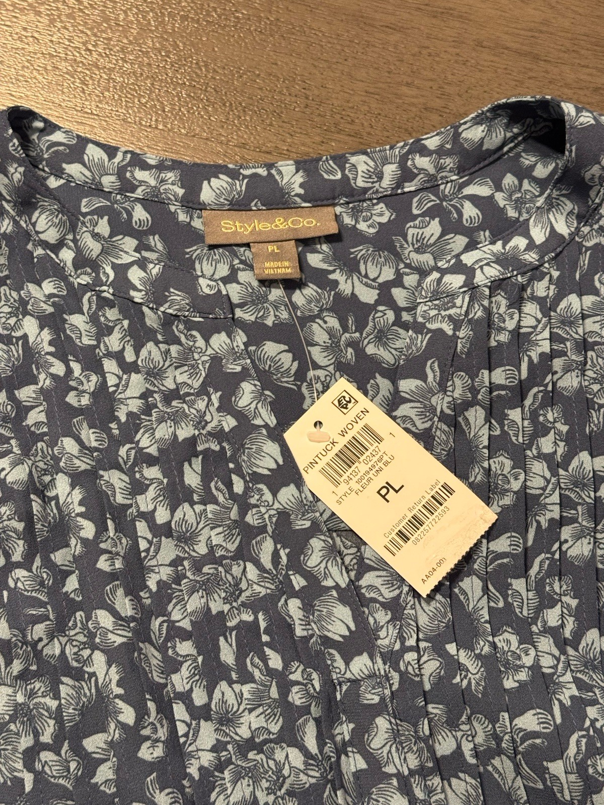 Petite-LARGE •Style & Co. women’s long-sleeve floral pintuck-yoke blouse •NWT