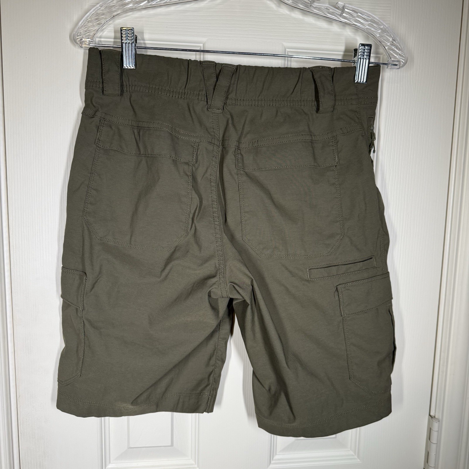 Duluth Trading Co. Women’s Cargo Shorts 4/28 Green 10″ Inseam Nylon Stretch