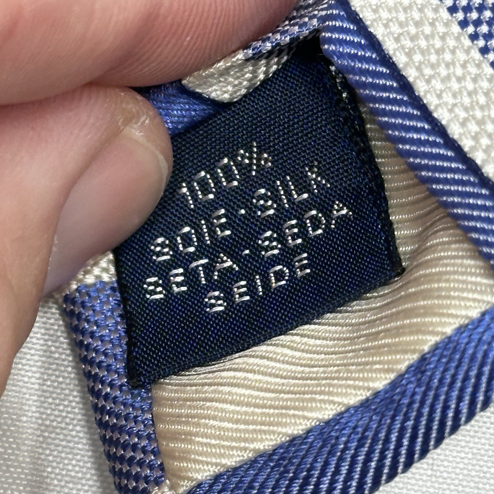 BREUER Men’s 100% Silk Necktie Designer Tie Blue White Striped L: 57” x W:3 1/8”