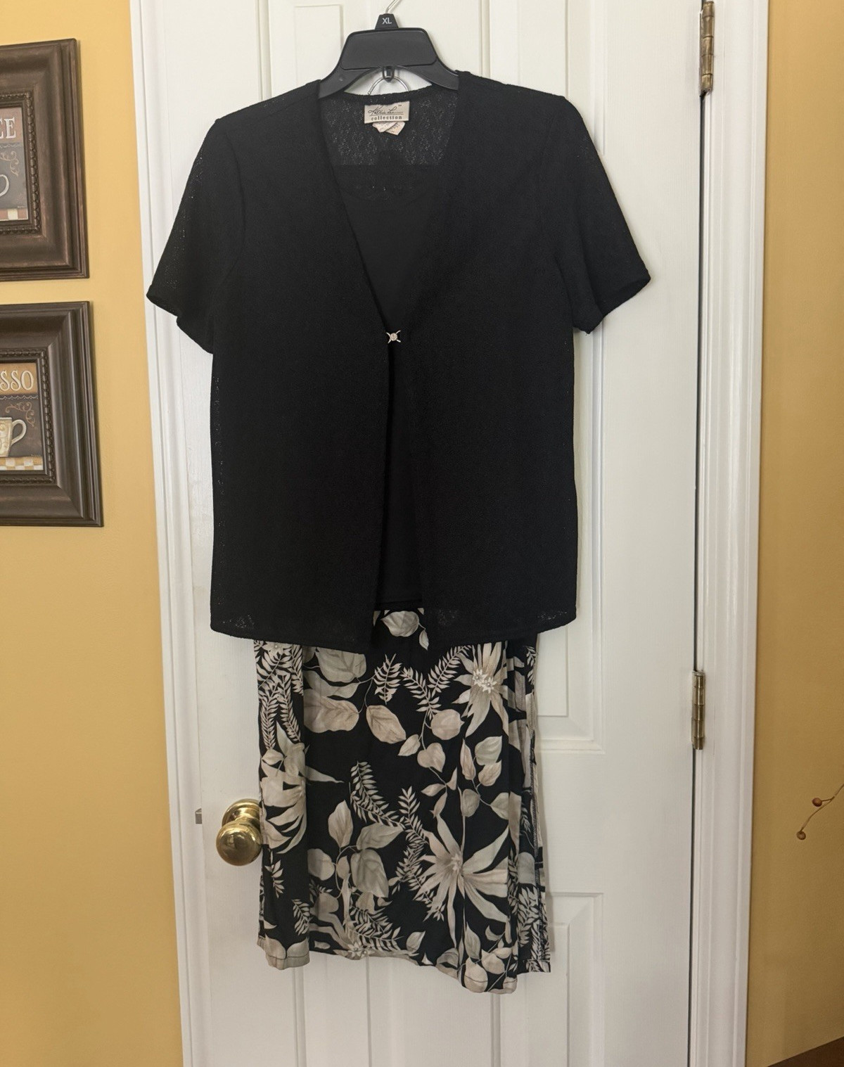 Kathy Levine Collection 2-Piece Outfit Set Woven Polyester Floral Skirt M