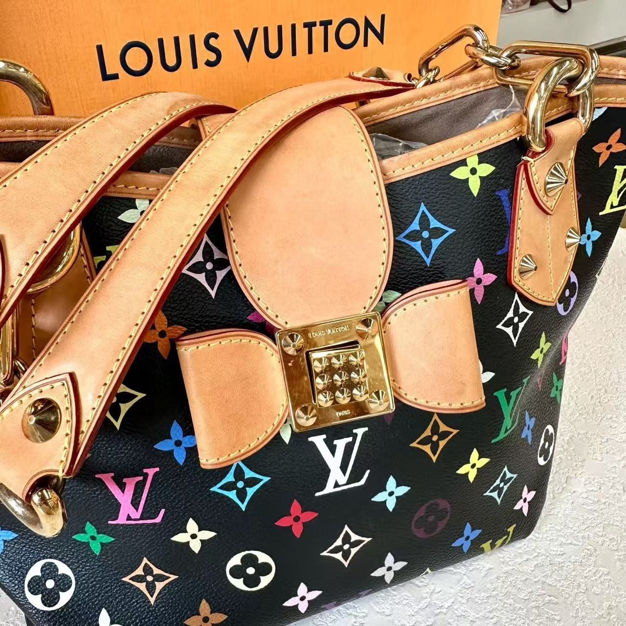 Louis Vuitton Annie Monogram Multicolor Black Small Shoulder Bag 26×19 cm