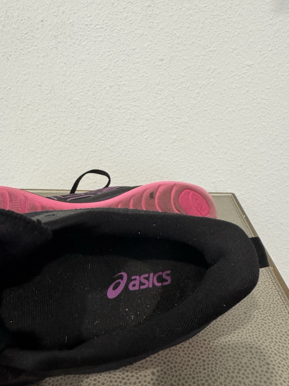Asics Gel Kinsei Max Sneakers Running Shoes Women’s Size 11 Black / Pink