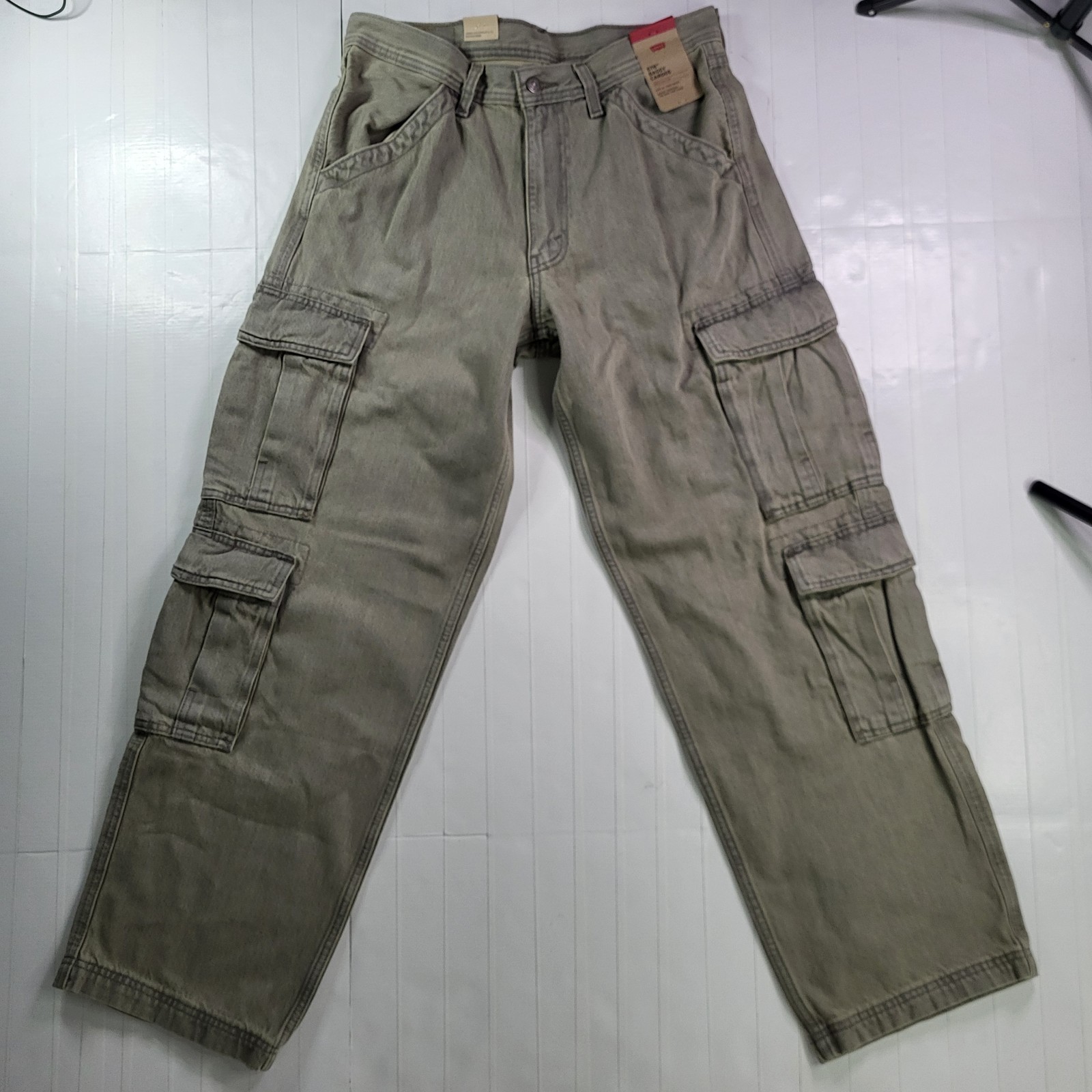 Levi’s 578 Baggy Fit Cargo Jeans 32×32 Mens Light Gray New With Tags Denim