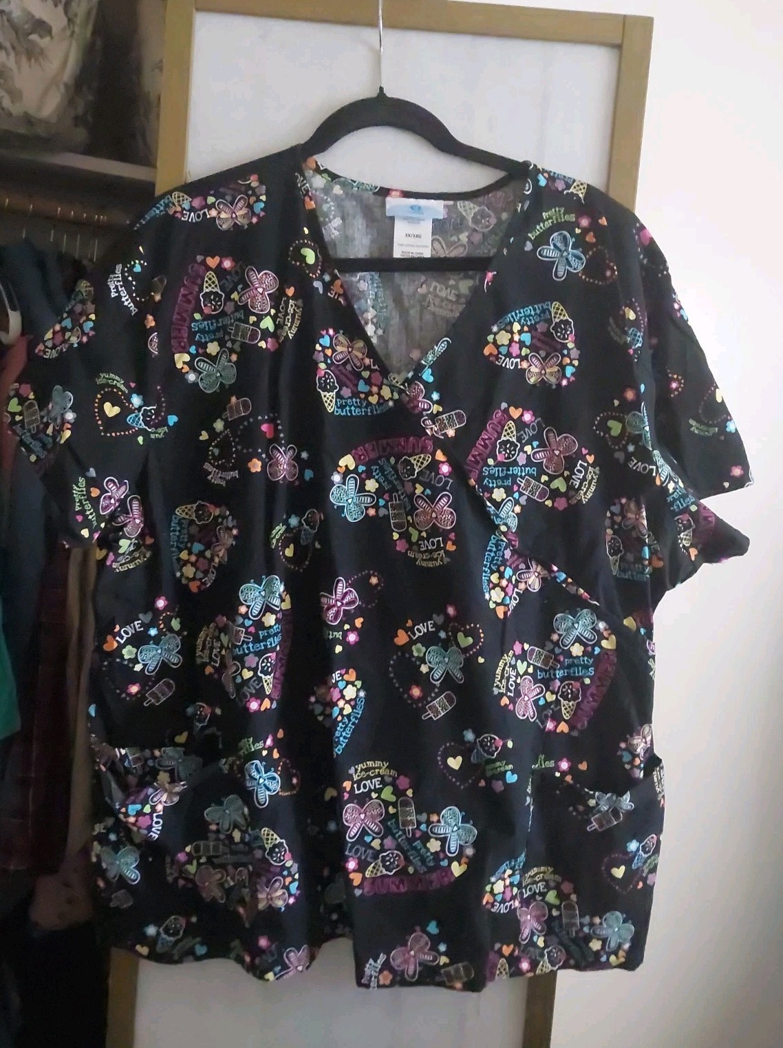 Womens Size 3XL/3XG Black Summer Butterflies Heart Love Ice Cream Scrub COTTON