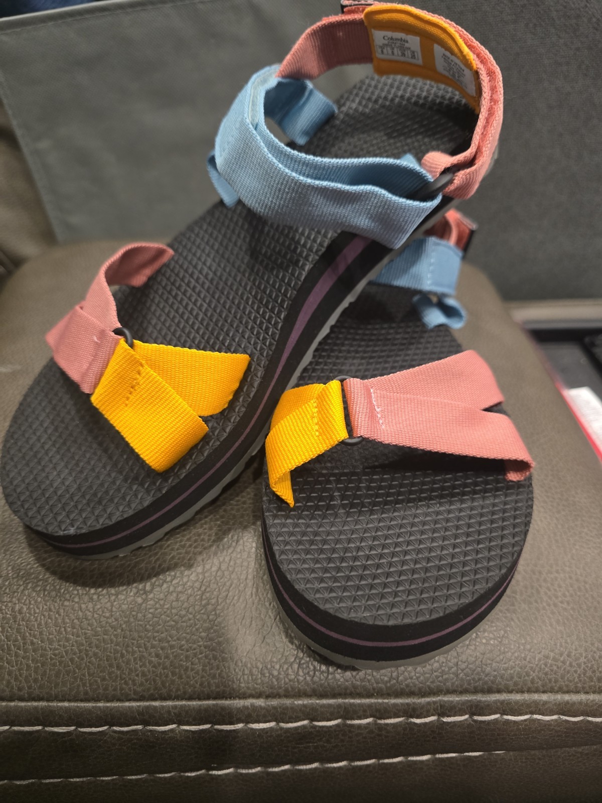 NWOT Columbia Alava Adjustable Straps Pink Blue Orange Water Trail Sandals 8 M