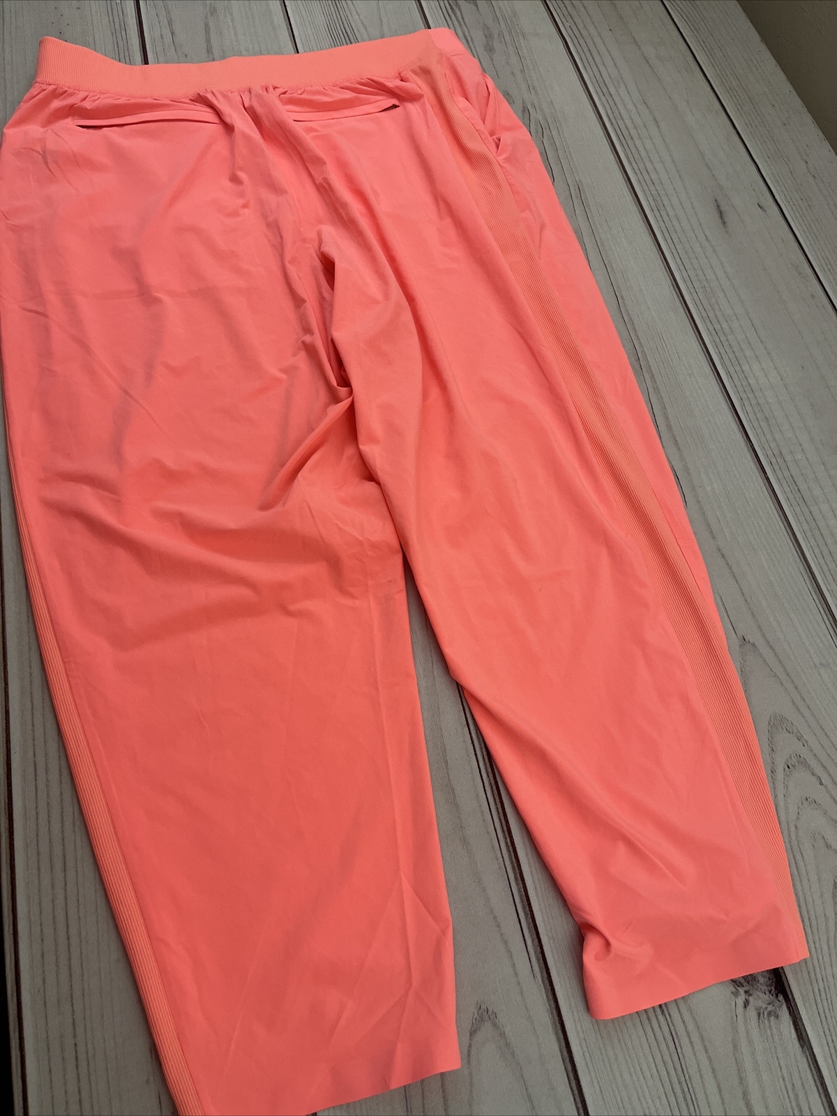 Athleta Brooklyn Ankle Pants Summer 2022 Coral Stretch Pull On Women’s Sz 18