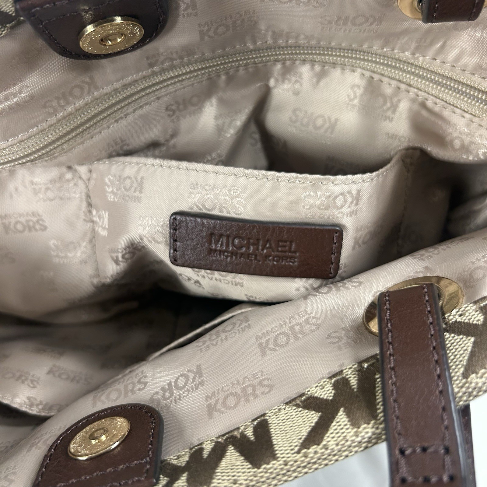 Michael Kors Jet Set Signature Jacquard Medium Tote Bag Tan 38T2XTTT2J EUC