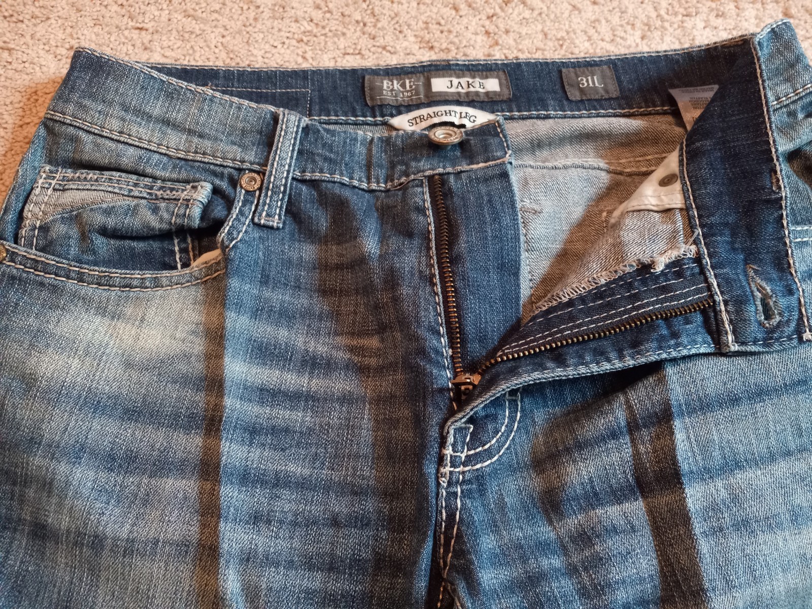 BKE Buckle BLUE Jeans Men 31L Jake Straight Leg Stretch Western Thick Stitch