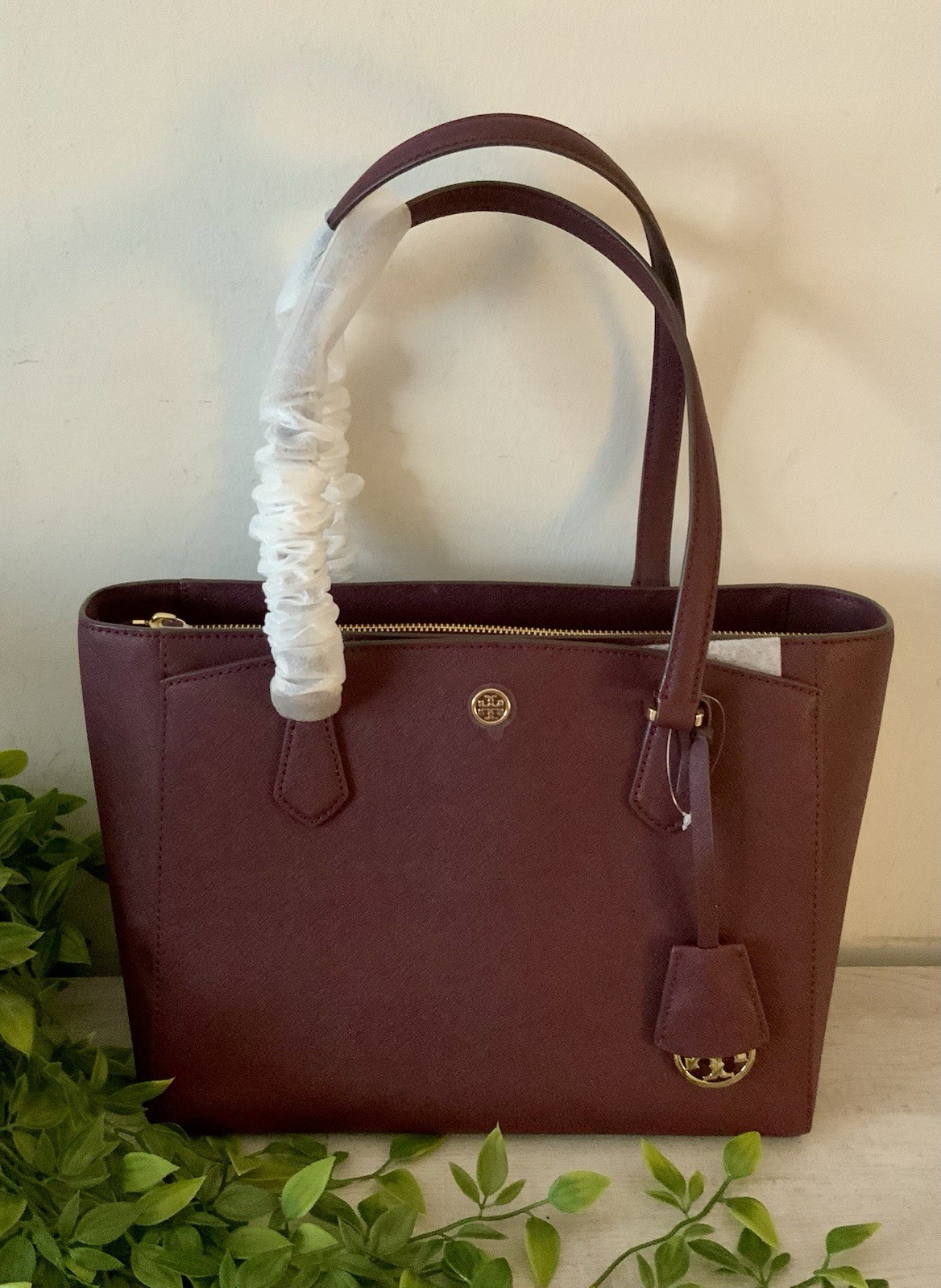 NWT TORY BURCH ROBINSON TRIPLE COMPARTMENT TOTE PORT
