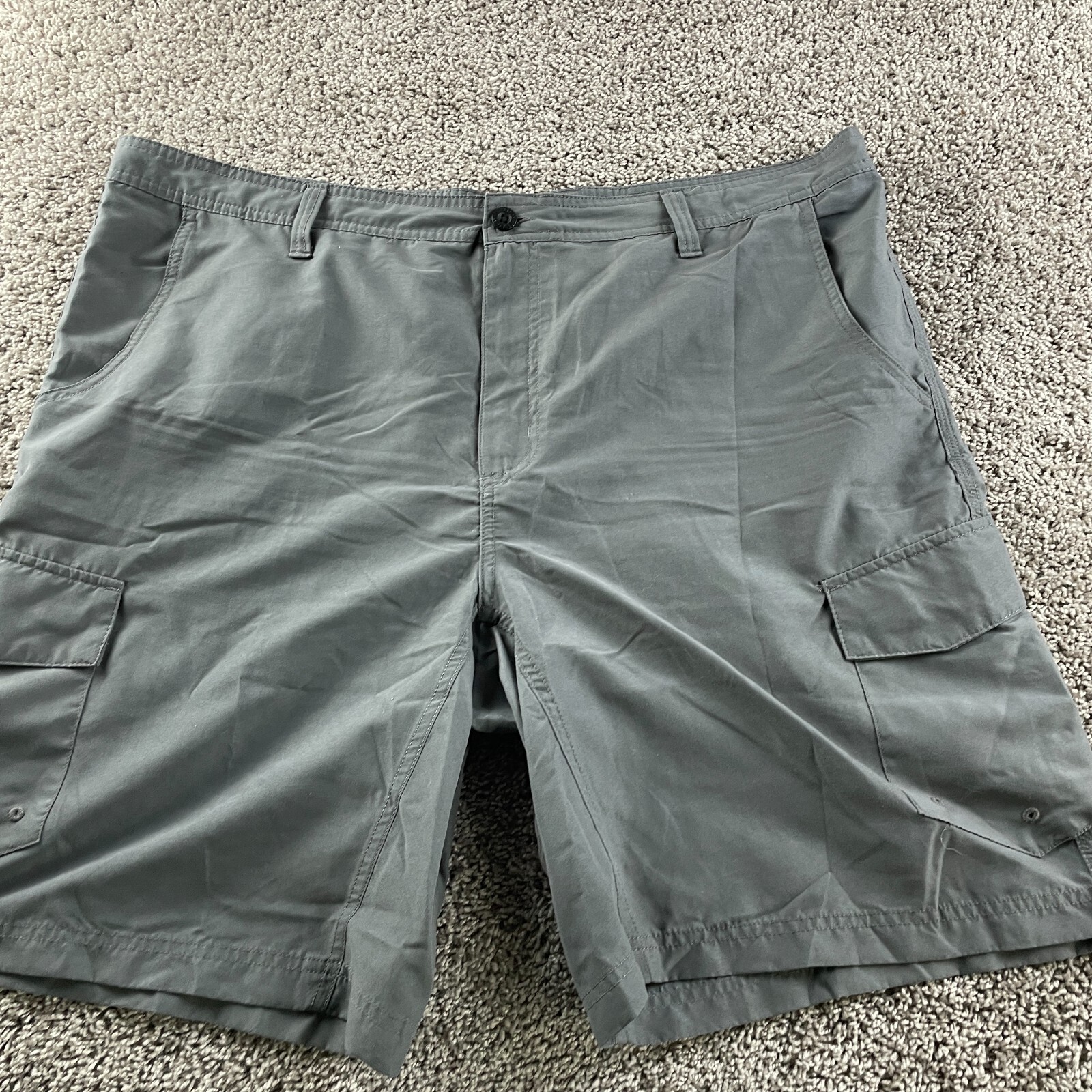 Magellan Shorts Adult 42 Gray Fish Outdoor Active Water Repellent Casual Men