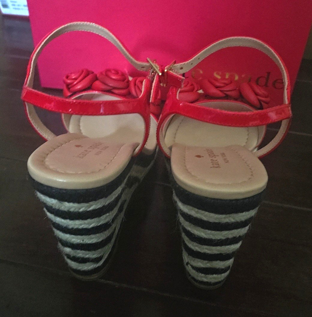 Kate Spade Red Patent Leather 4.5″ Heels /1″ Platform Sandals 8.5M