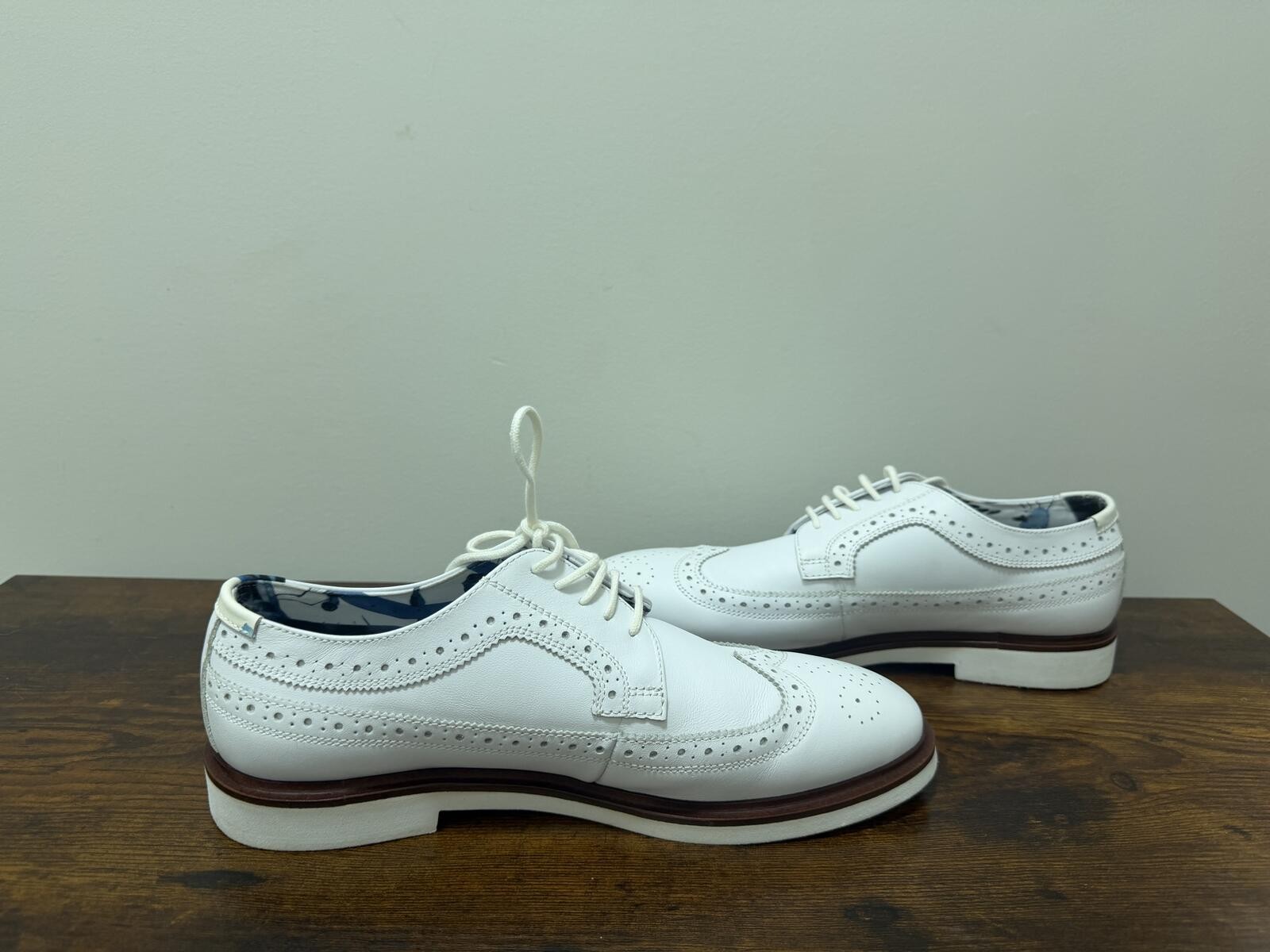 Paisley & Gray White Leather Wingtip Oxford Dress Shoes Size 10
