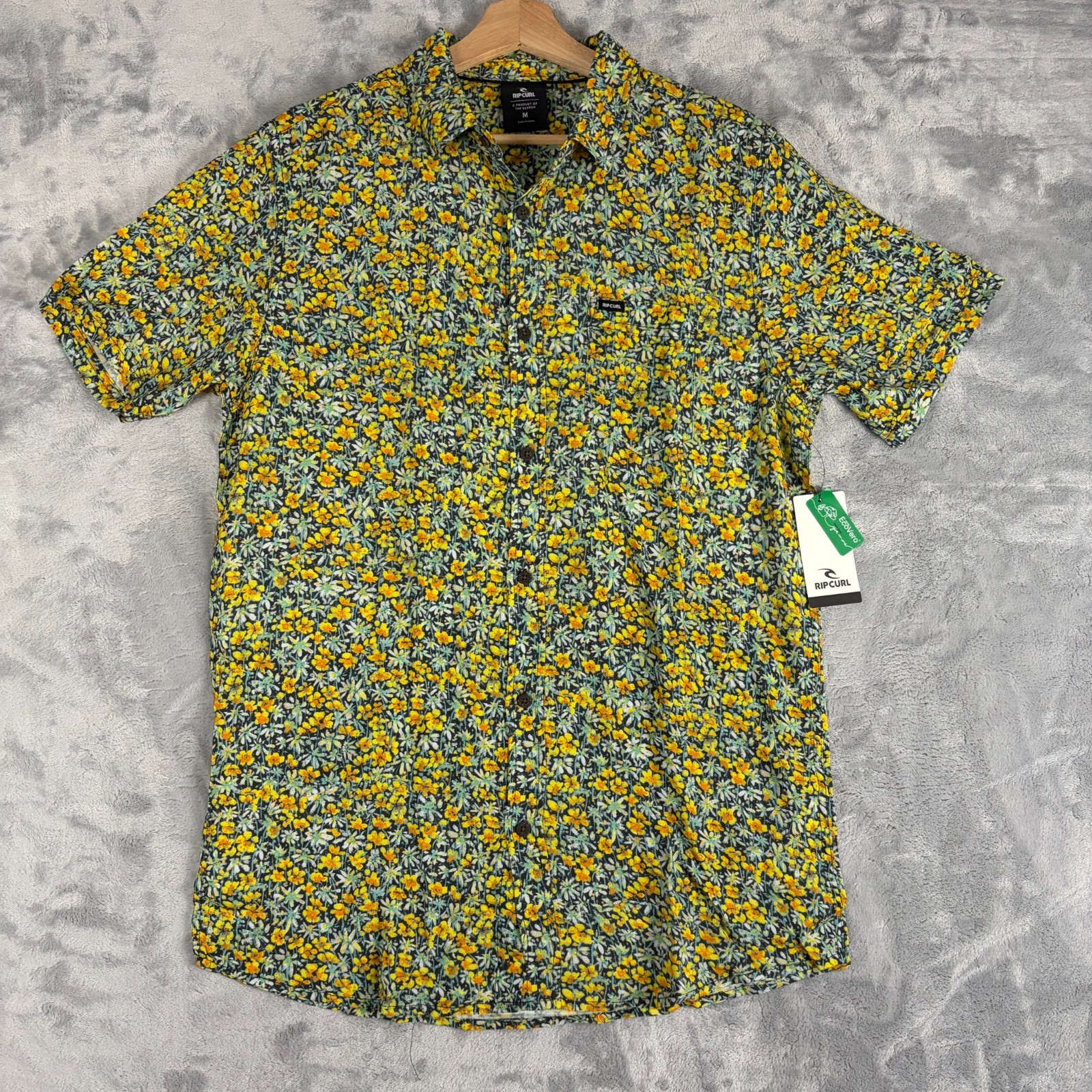 Rip Curl Shirt Mens Medium Yellow Fun Times Floral Short Sleeve Button Up NEW!