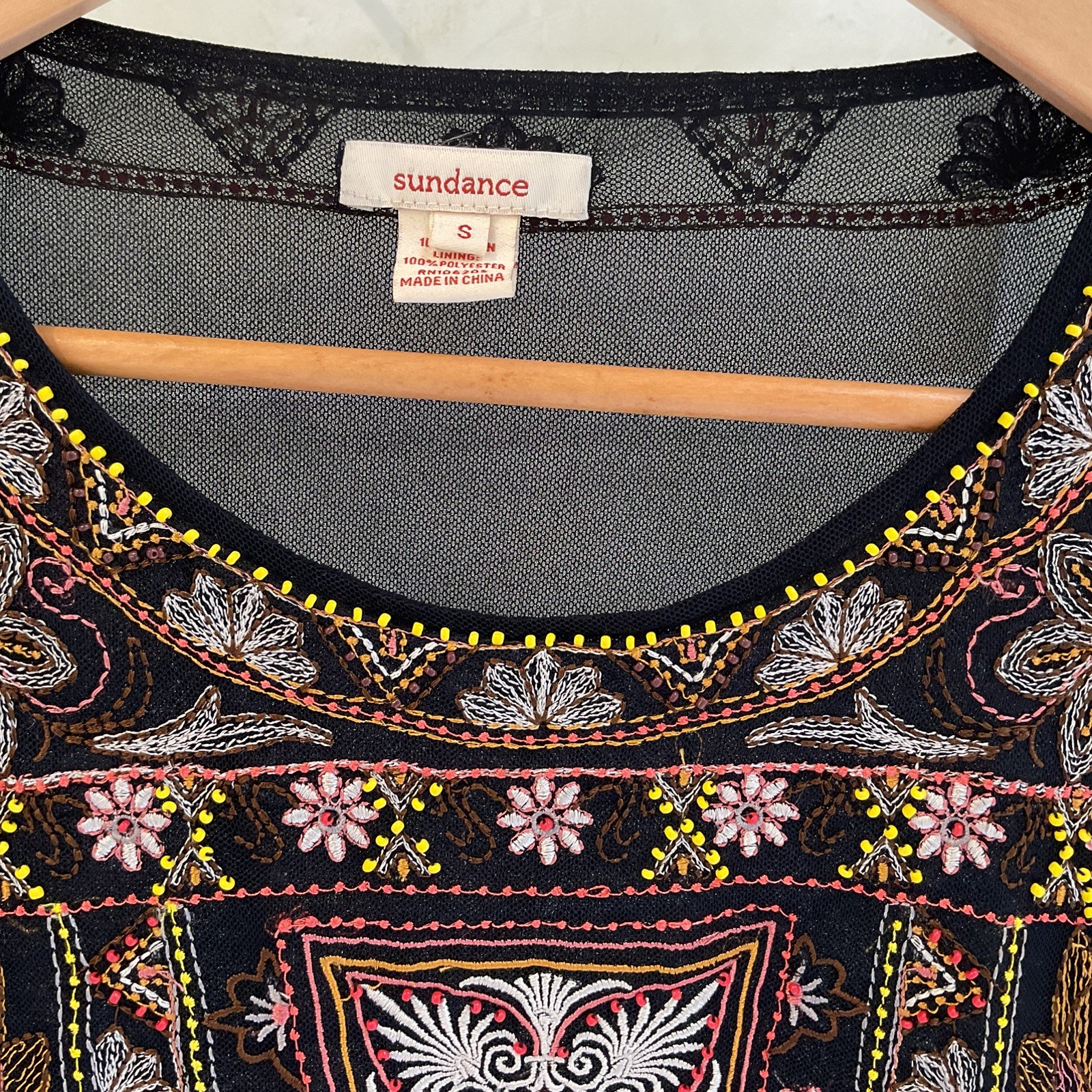 Sundance Beaded and Embroidered Floral Black Peasant Top Long Sleeve Sz S