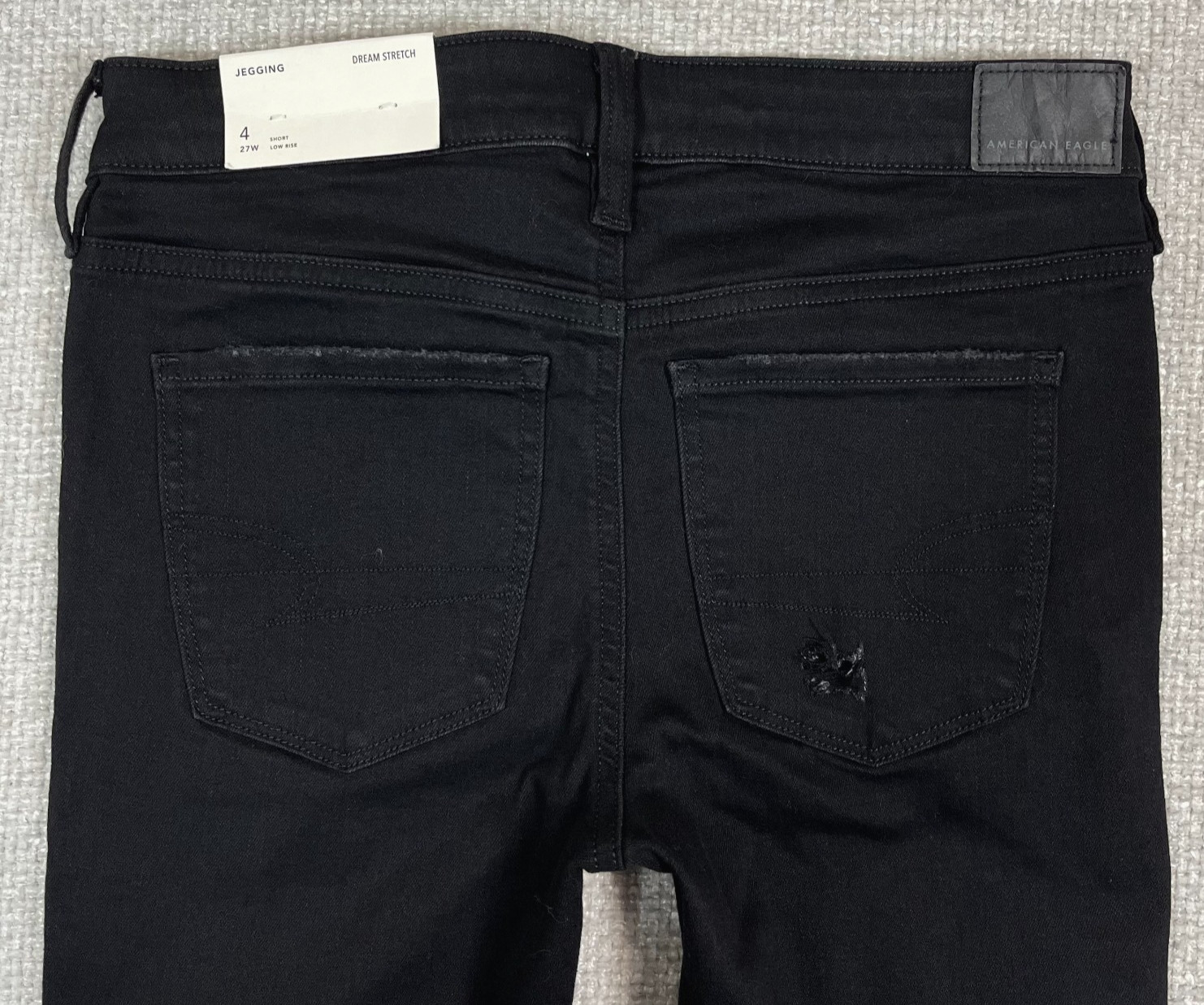 NWT American Eagle Jeggings Women’s Size 4S Black Next Level Stretch Destroyed