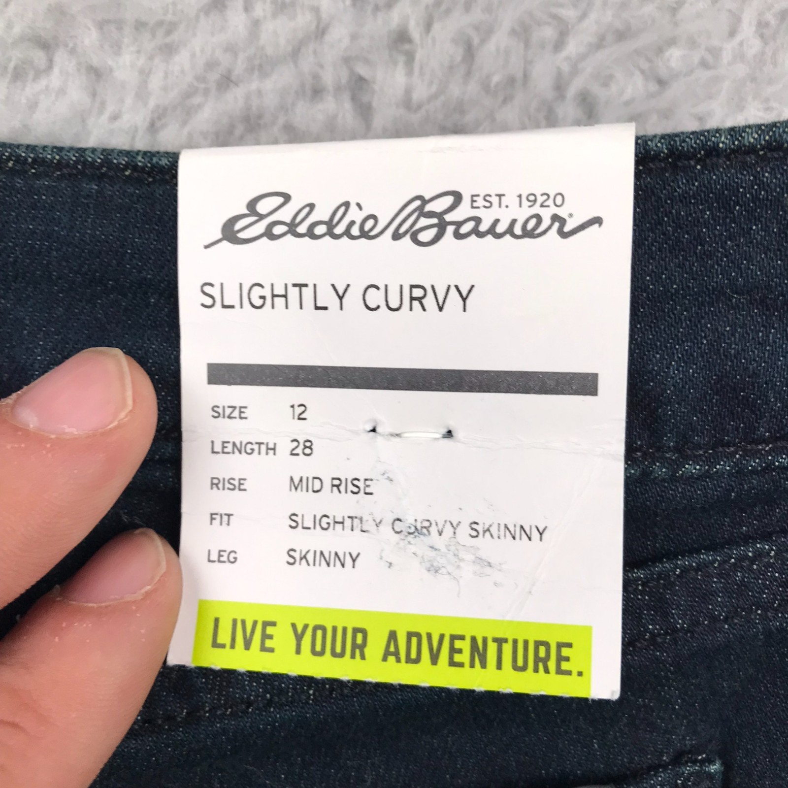 Eddie Bauer Jeans Womens 12 (33×27) Blue Slightly Curvy Skinny Stretch Denim NEW