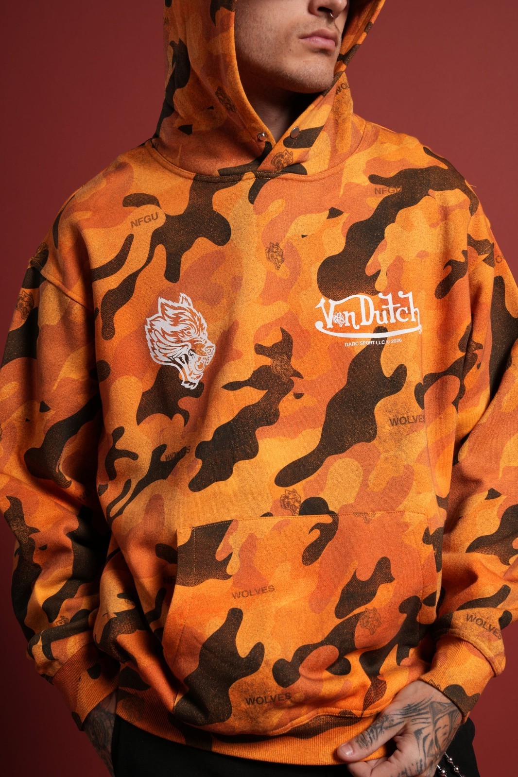 Darc Sport x Von Dutch Orange Camo Pierce Hoodie Size M Men’s NWT