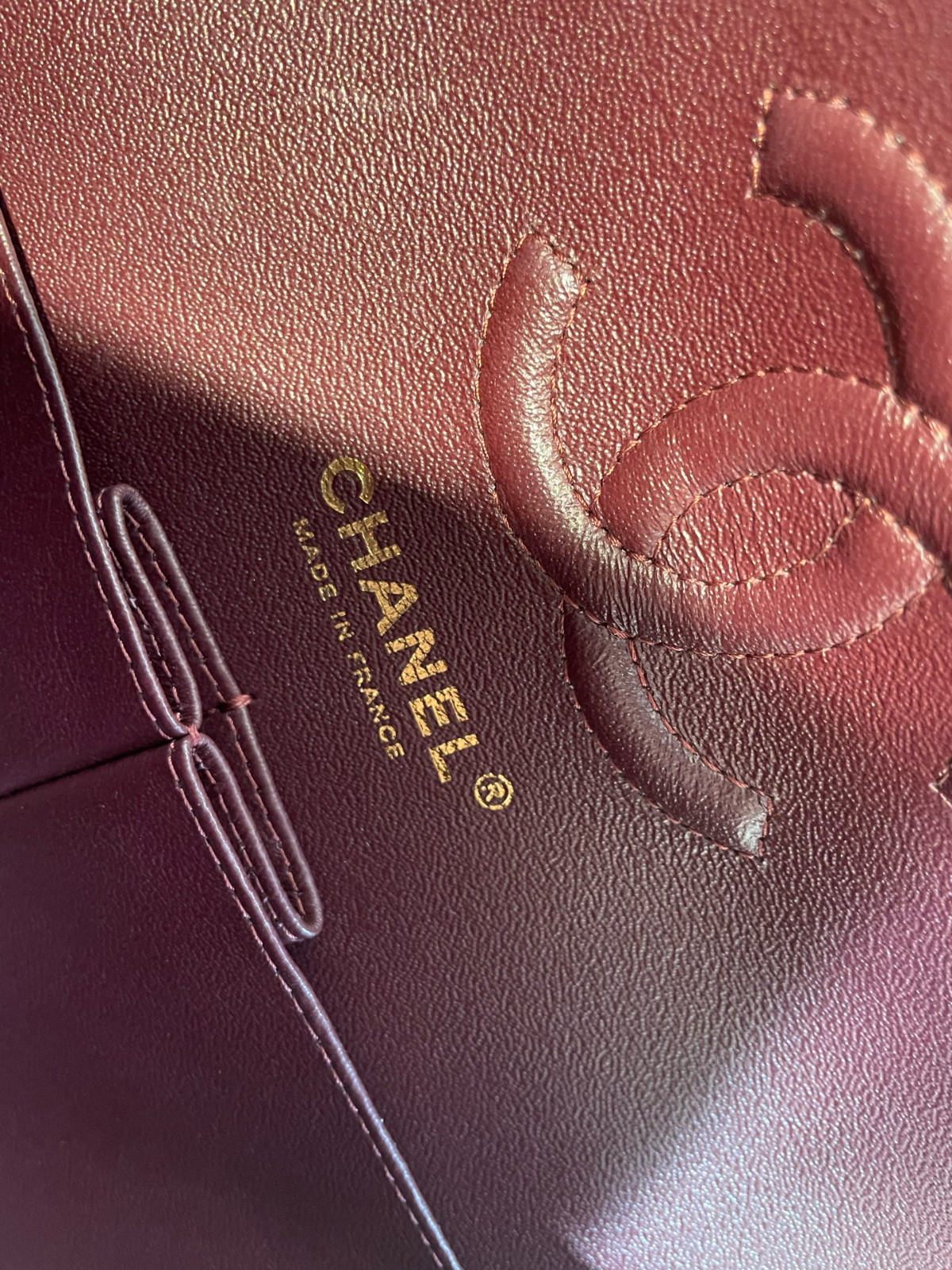 Chanel Small Classic Flap Black Cowhide Crossbody Bag( 23×14.5×6)cm