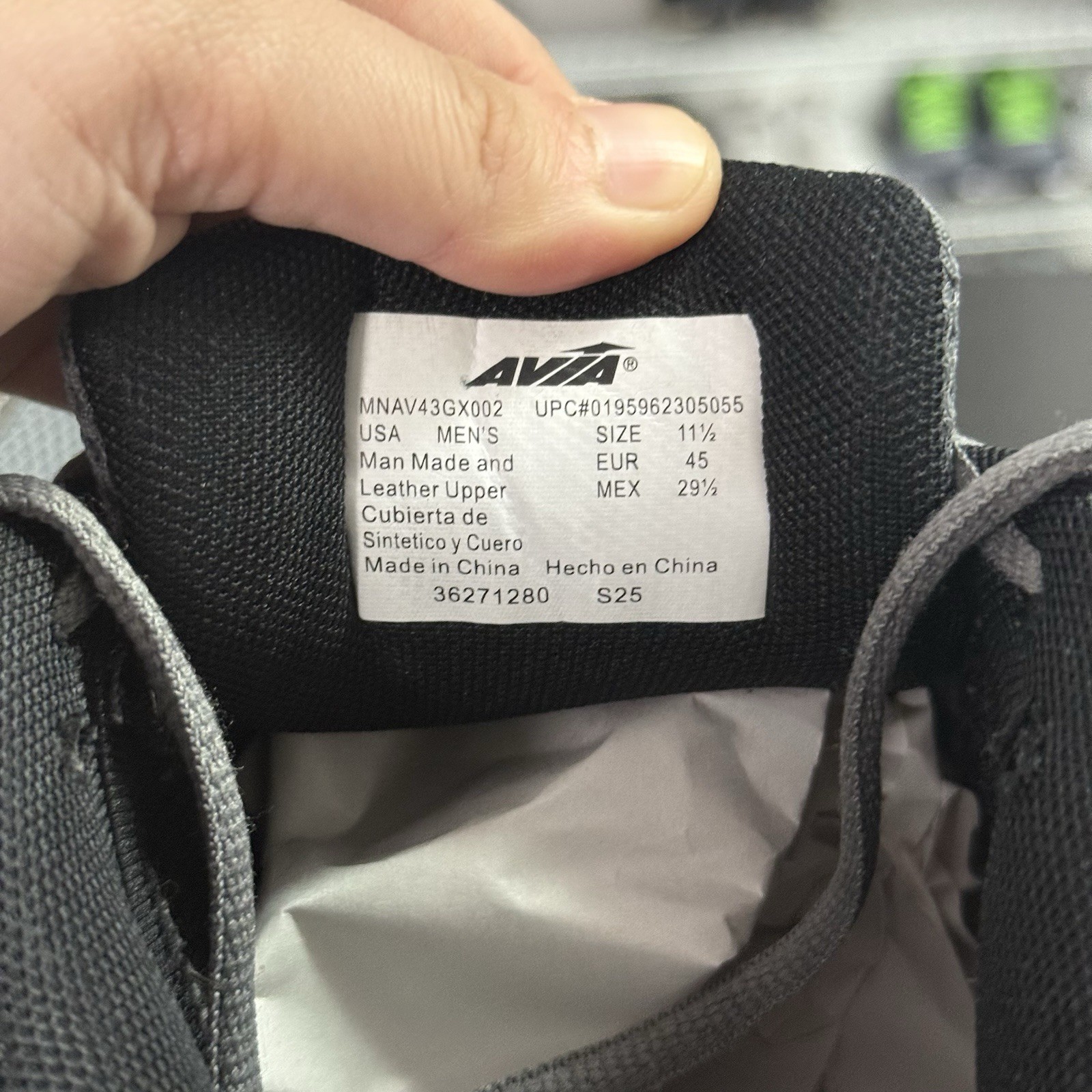Avia 5000 Performance Walking Sneakers Grey Black White Men’s Size 11.5