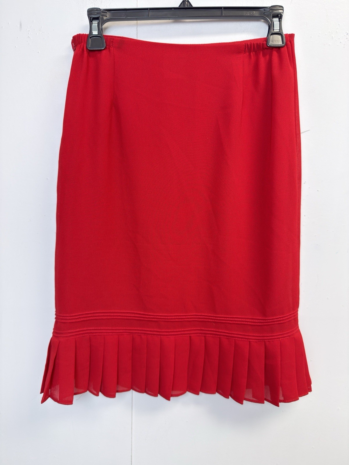 Danny & Nicole 2 Piece Skirt Suit 6P Pleated Career Business Office Dressy Red