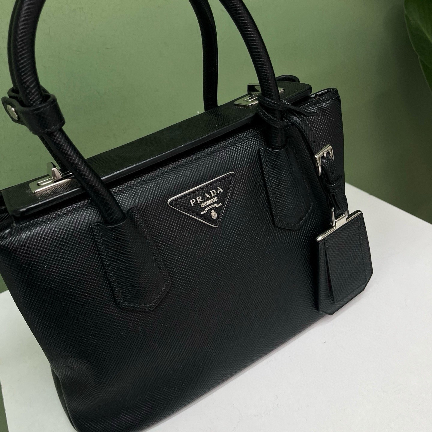 Prada Pre-Owned Authentic Pouch 26*17*13 Silver Free Tracked Shipping