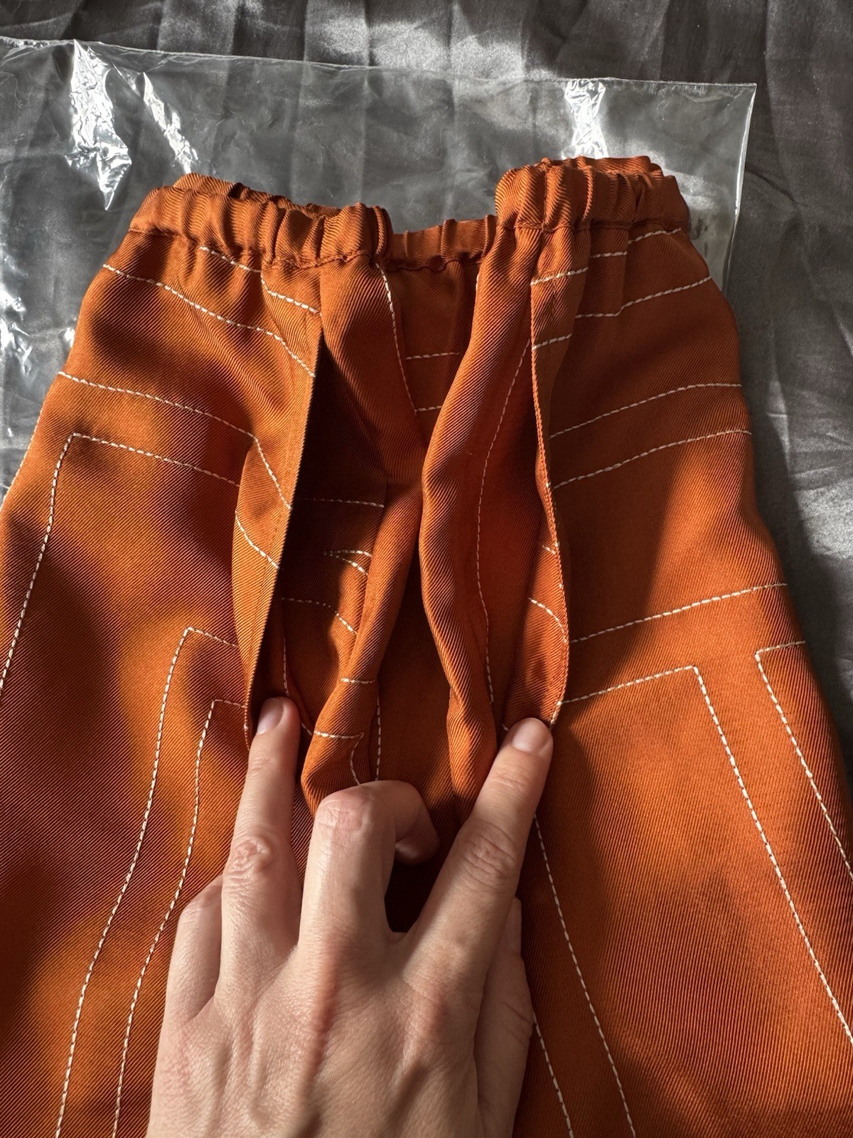 Toteme Monogram Silk PJ Inspired Shorts Terracotta Women’s 36 (4)