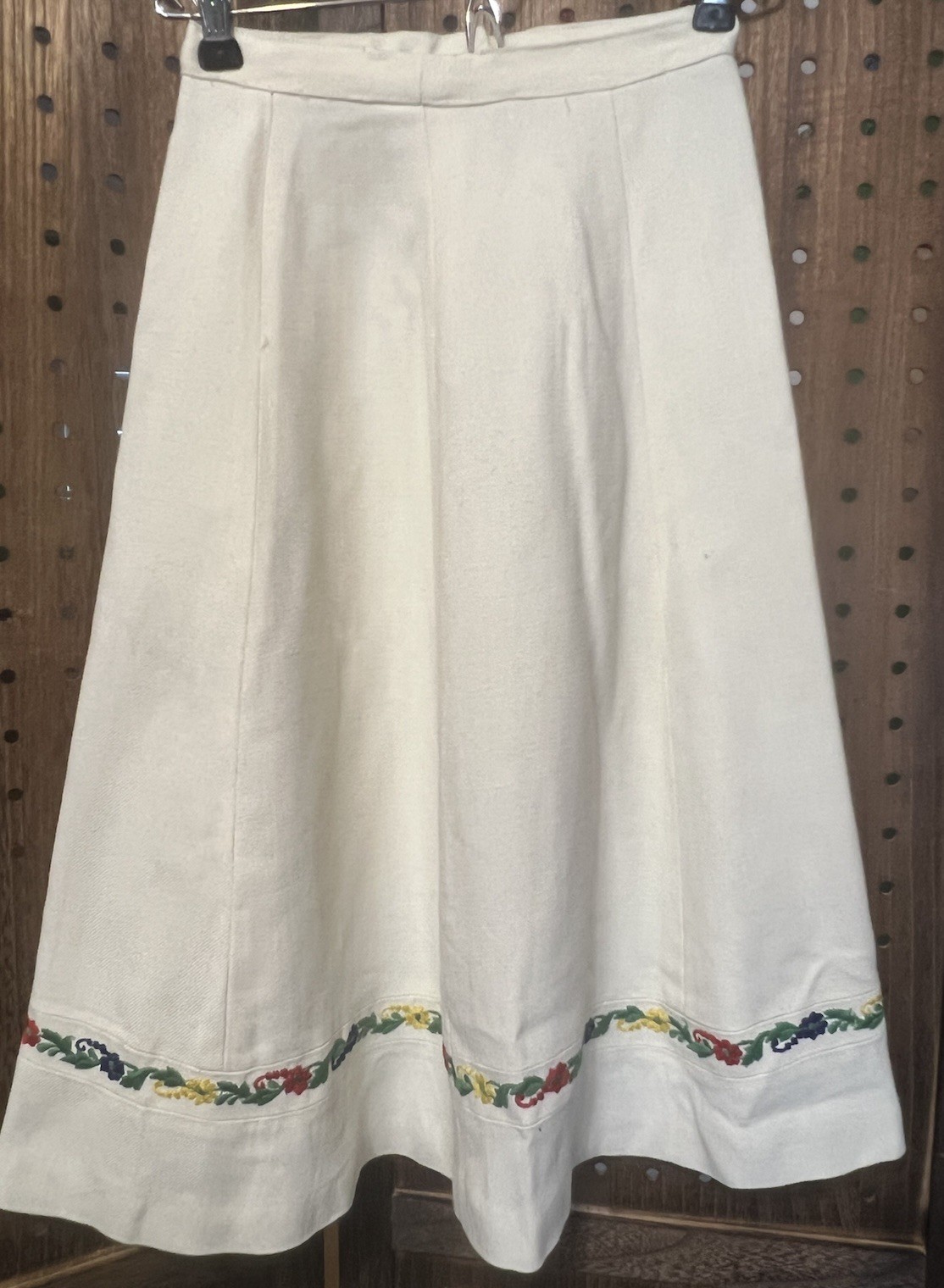 Vintage Cream Ivory Wool Skirt XS 21 In Waist 1950s 1960s Scandinavian Trim
