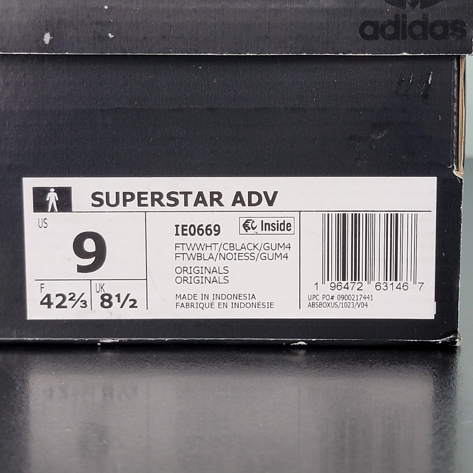 Adidas Superstar Men’s Size 9 Athletic Shoes White Black Casual Sneakers