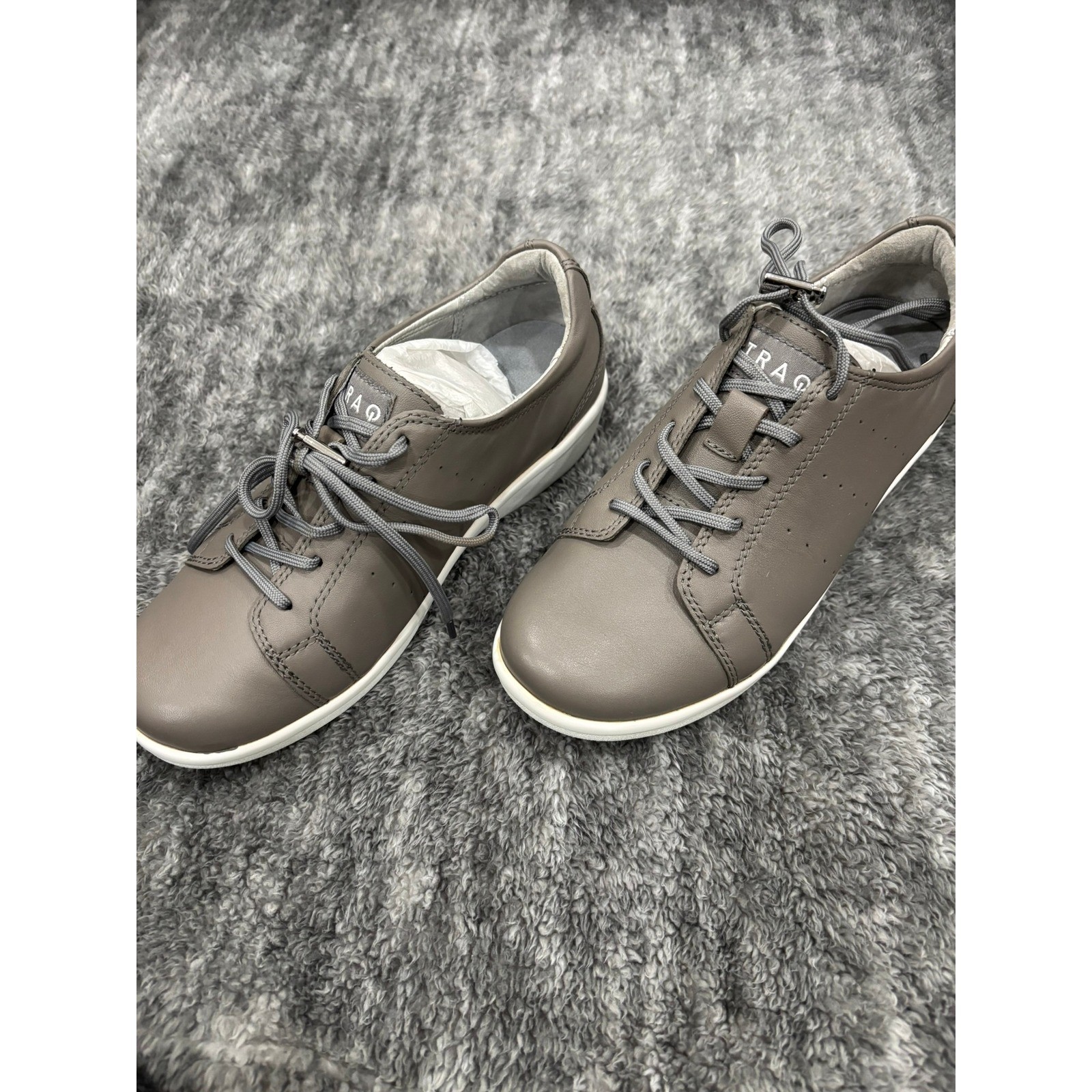 Alegria TRAQ CLIQ Smart Comfort Shoe Dove Gray EU 35 US 5 Walking Sneaker