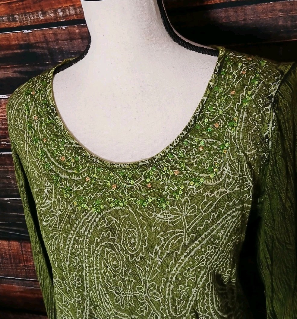 India Boutique Peasant Top Free Size Green Bohemian Sequin Flare Sleeve NWT