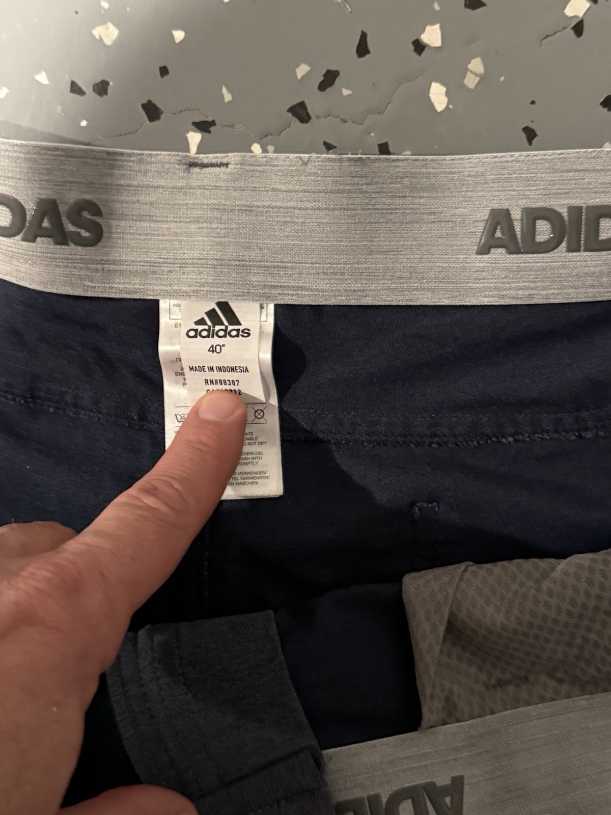 adidas Size 40 Men’s Flat Front Nylon Poly Spandex 5-pocket Golf Shorts Gray