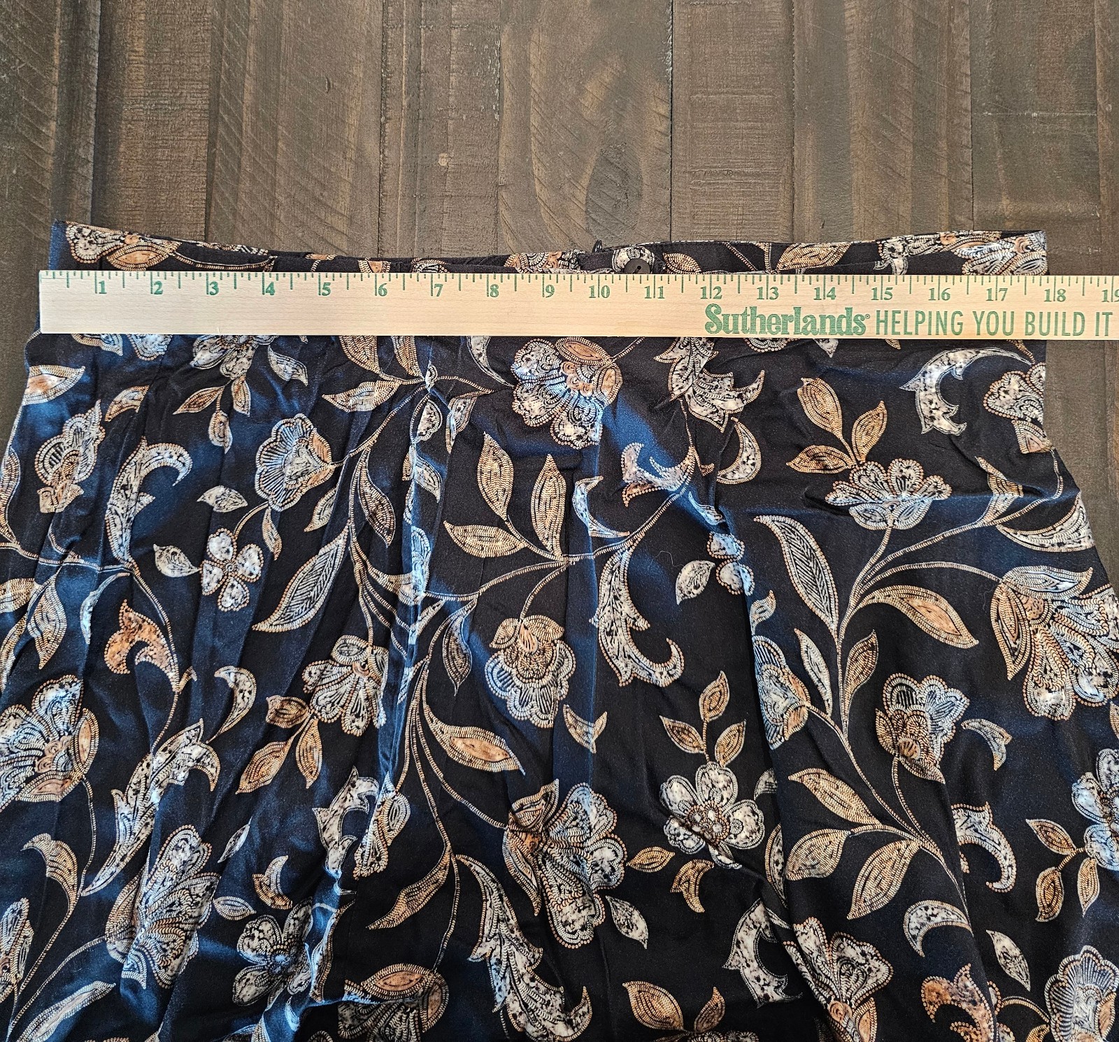 J. Jill Women’s Black Blue Beige Floral A-Line Pleated Midi Skirt Size L