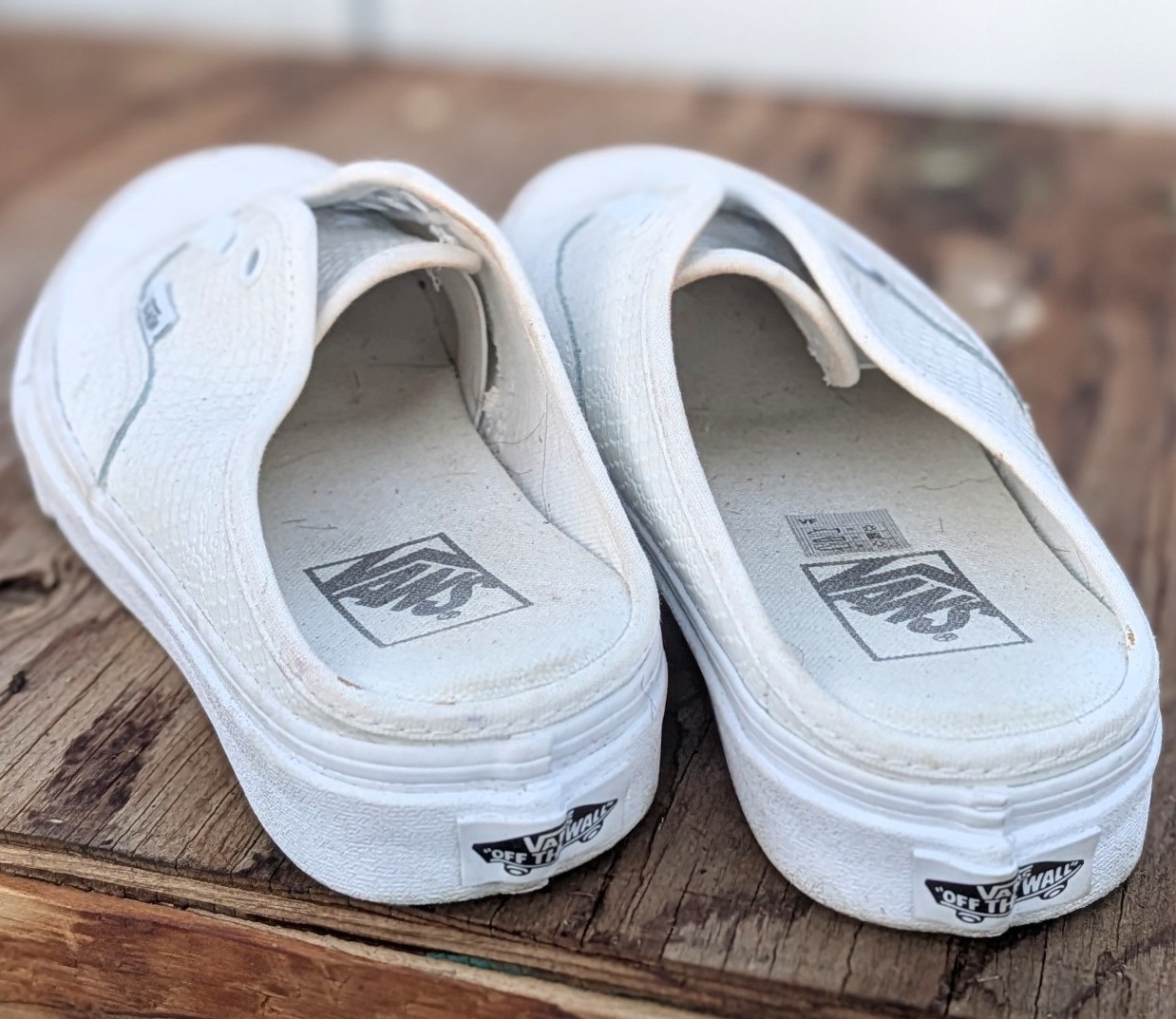 Vans Authentic Mule White Blanc Leather Python VN0A54F77NR Women Size 7.5